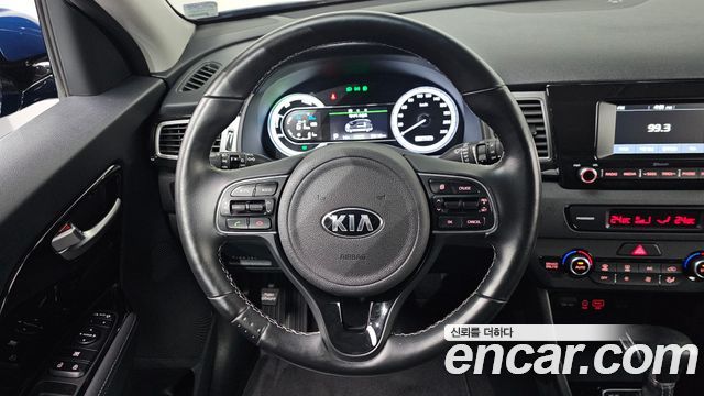 Kia Niro 2018 — photo 14