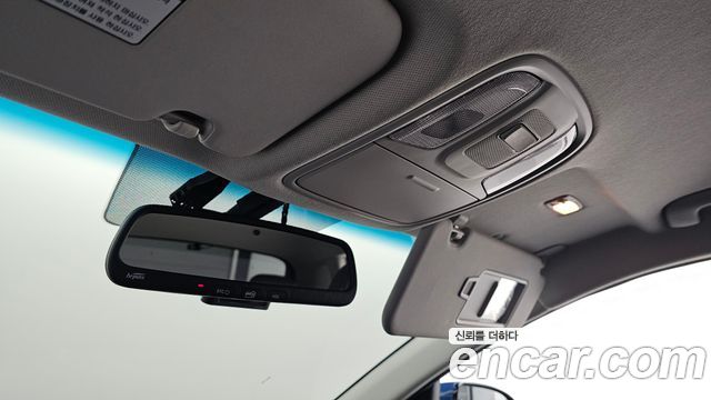 Kia Niro 2018 — photo 15