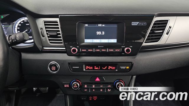 Kia Niro 2018 — photo 20