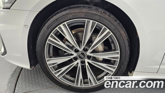 Audi A6 2023 — photo 5