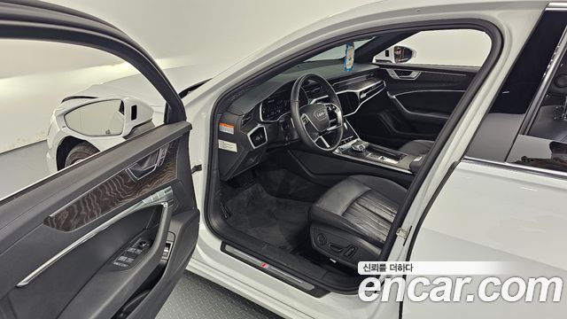 Audi A6 2023 — photo 11