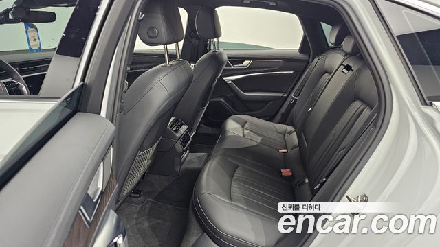 Audi A6 2023 — photo 12