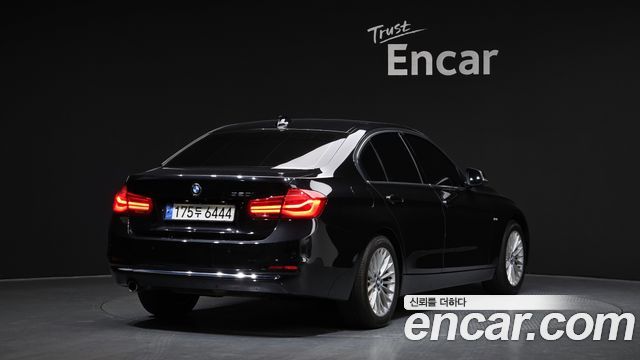 BMW 3-Series 2016 — photo 2
