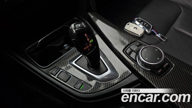 BMW 3-Series 2016 — photo 9