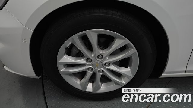 Chevrolet Korea Malibu 2017 — photo 5