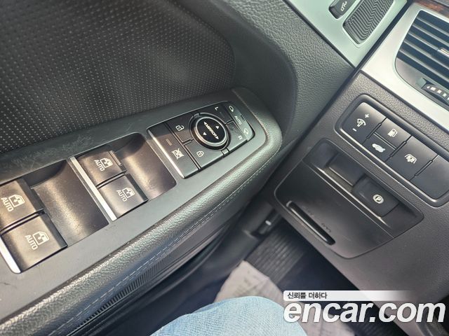 Hyundai Genesis 2015 — photo 15