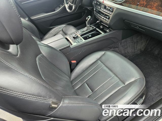 Hyundai Genesis 2015 — photo 17