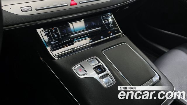 Hyundai Grandeur 2023 — photo 9