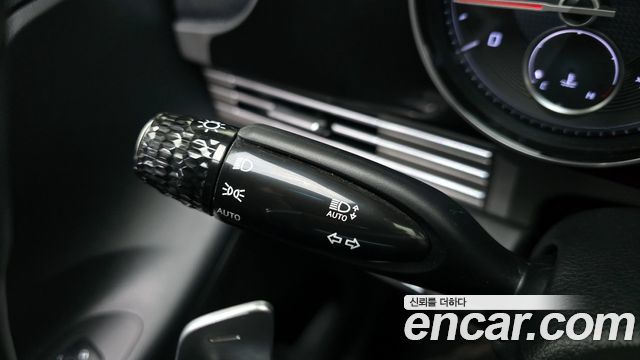 Hyundai Grandeur 2023 — photo 17