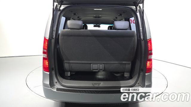Hyundai Starex 2017 — photo 20