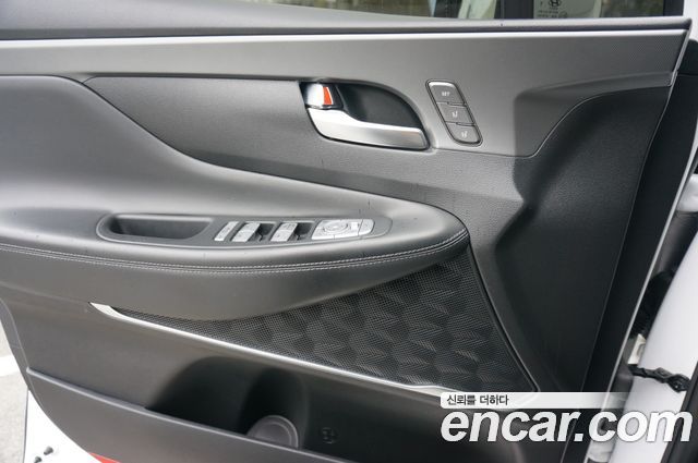 Hyundai Santafe 2021 — photo 8