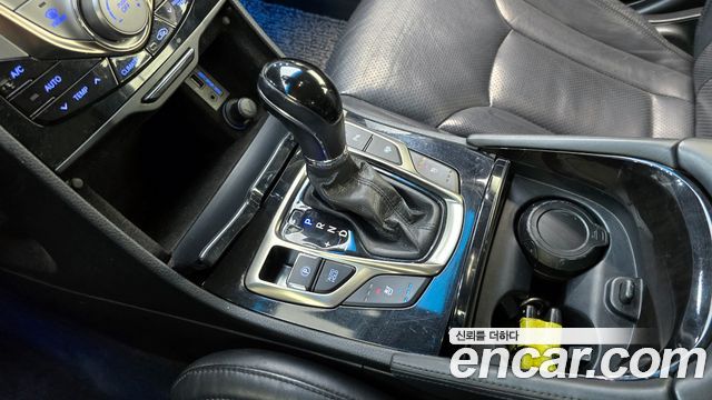 Hyundai Grandeur 2011 — photo 9