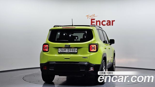 Jeep Renegade 2018 — photo 4