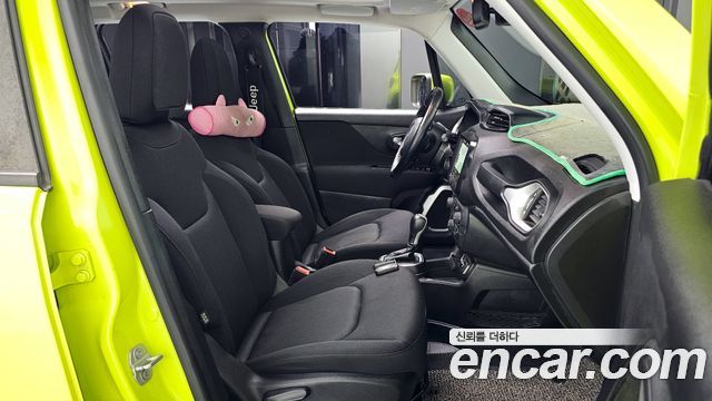 Jeep Renegade 2018 — photo 10