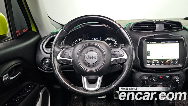 Jeep Renegade 2018 — photo 13