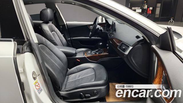 Audi A7 2014 — photo 10
