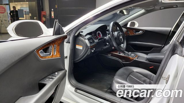 Audi A7 2014 — photo 11