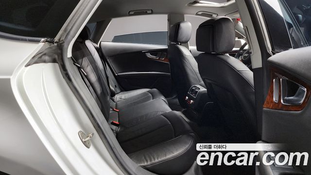 Audi A7 2014 — photo 12