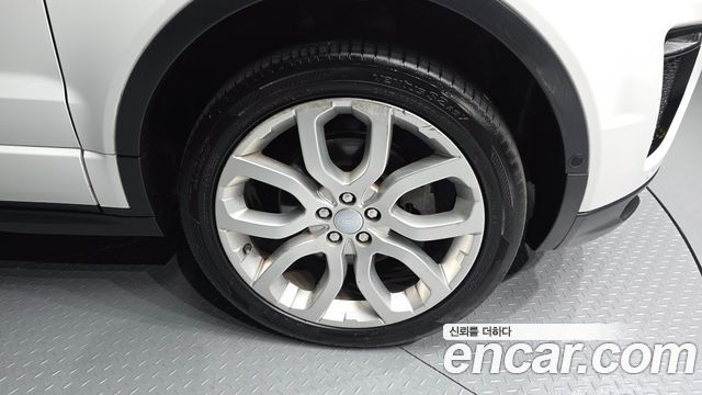 Land Rover Range Rover Evoque 2016 — photo 5