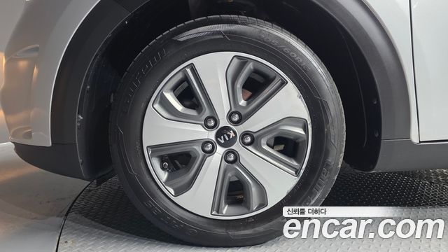 Kia Niro 2017 — photo 5