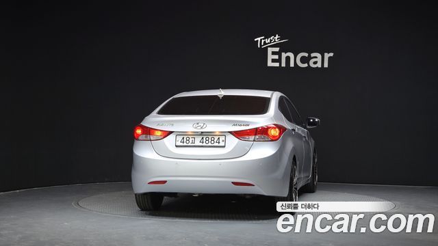 Hyundai AVANTE 2012 — photo 4