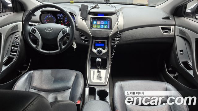 Hyundai AVANTE 2012 — photo 7