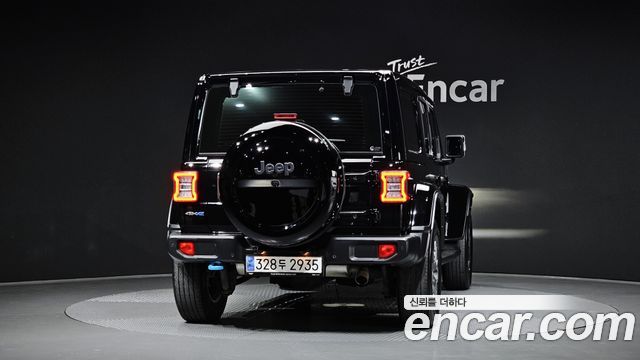 Jeep Wrangler 2022 — photo 4