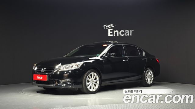 Honda Accord 2013 — photo 1