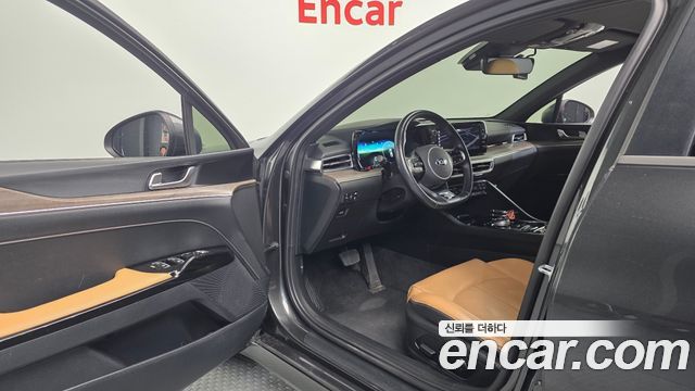 Kia K5 2021 — photo 10