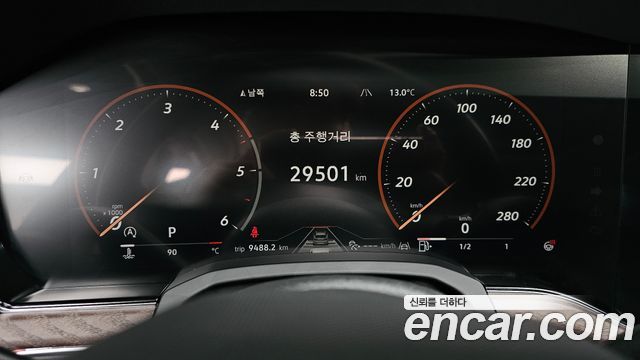 Volkswagen Touareg 2024 — photo 8