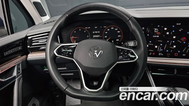 Volkswagen Touareg 2024 — photo 13