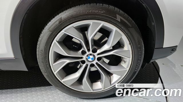BMW X4 2017 — photo 5