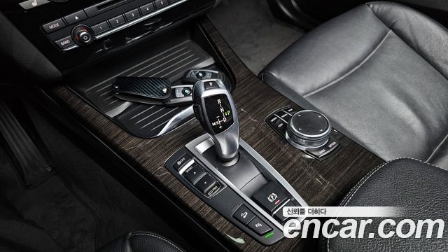 BMW X4 2017 — photo 9