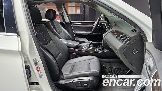 BMW X4 2017 — photo 10