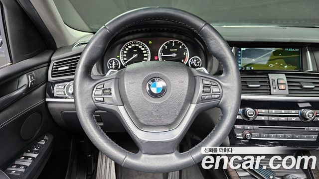 BMW X4 2017 — photo 13