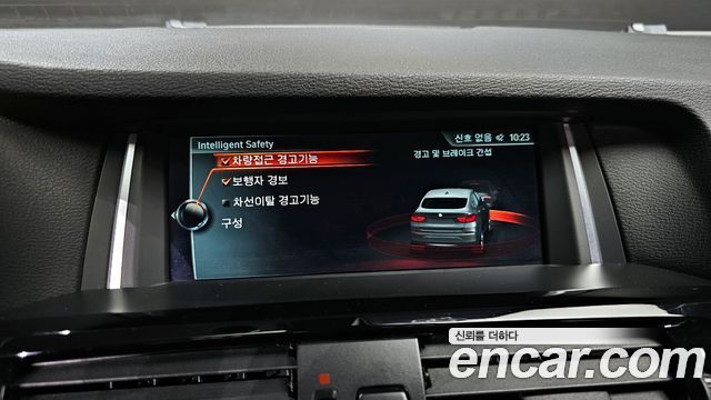 BMW X4 2017 — photo 15