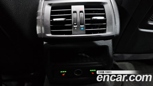 BMW X4 2017 — photo 17