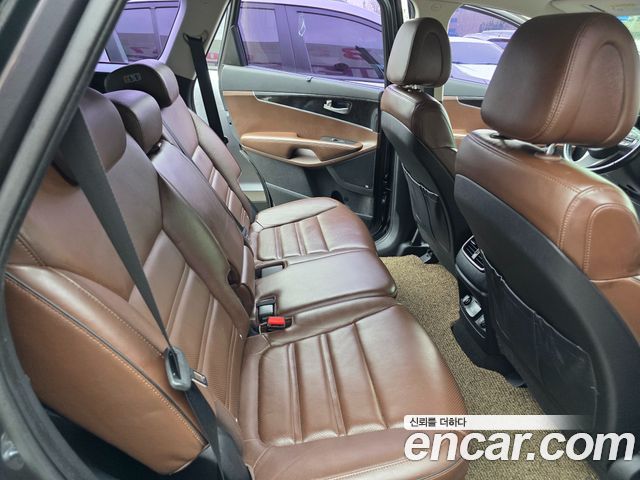 Kia Sorento 2016 — photo 9