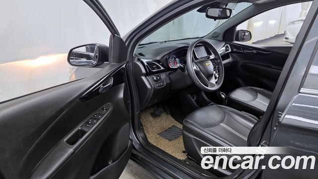 Chevrolet Korea Spark 2022 — photo 10