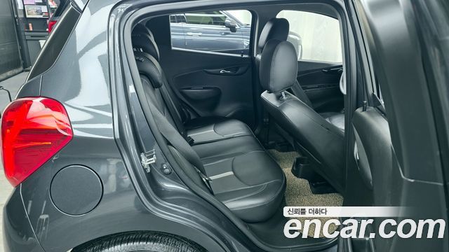Chevrolet Korea Spark 2022 — photo 12