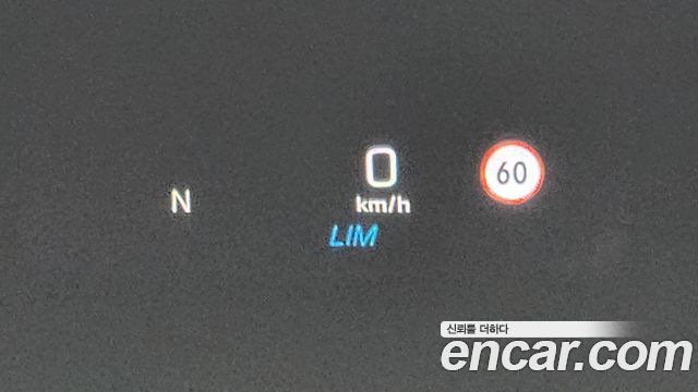 Mercedes-Benz E-Class 2020 — photo 17