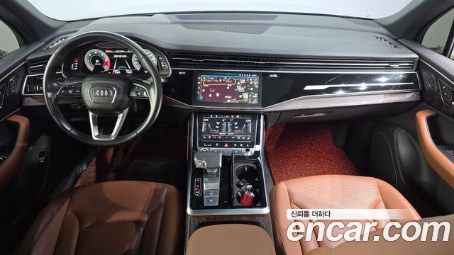 Audi Q7 2021 — photo 7