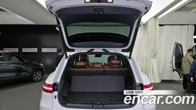 Genesis GV70 2024 — photo 20