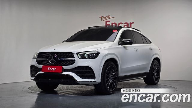 Mercedes-Benz GLE-Class 2022 — photo 1