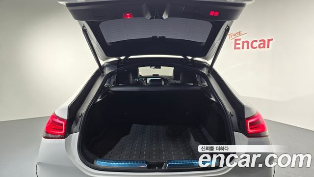 Mercedes-Benz GLE-Class 2022 — photo 20