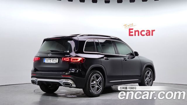Mercedes-Benz GLB-Class 2020 — photo 2