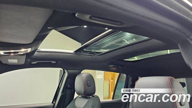 Mercedes-Benz GLB-Class 2020 — photo 19