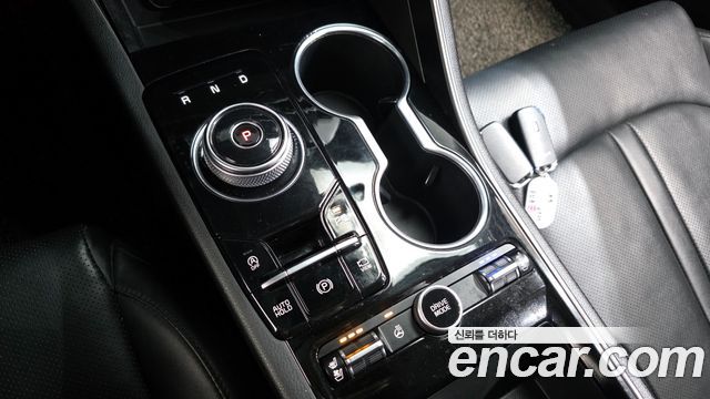 Kia K5 2022 — photo 9