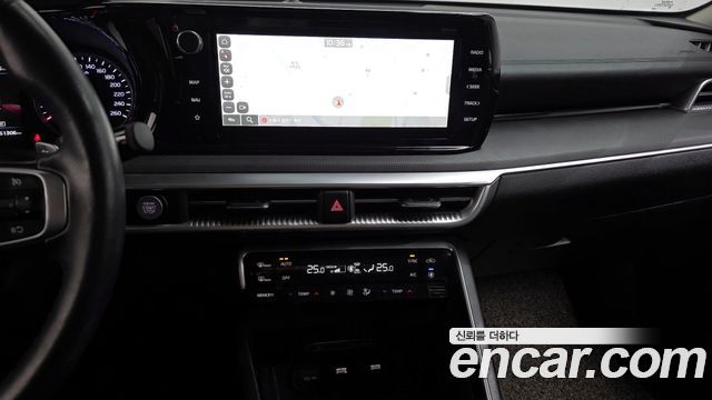 Kia K5 2022 — photo 14