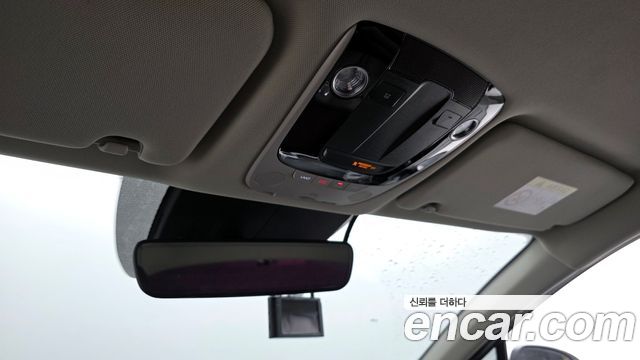 Kia K5 2022 — photo 18